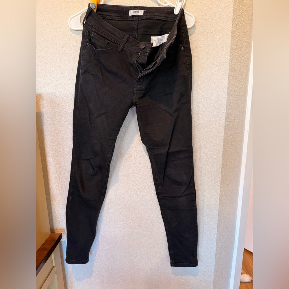 Kensie Women's Black Skinny Jeans